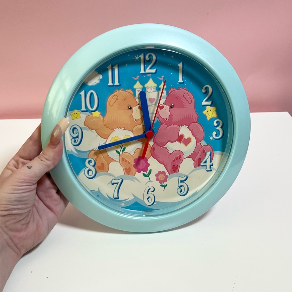 Vintage Y2K 2000s 2003 Care Bears clock